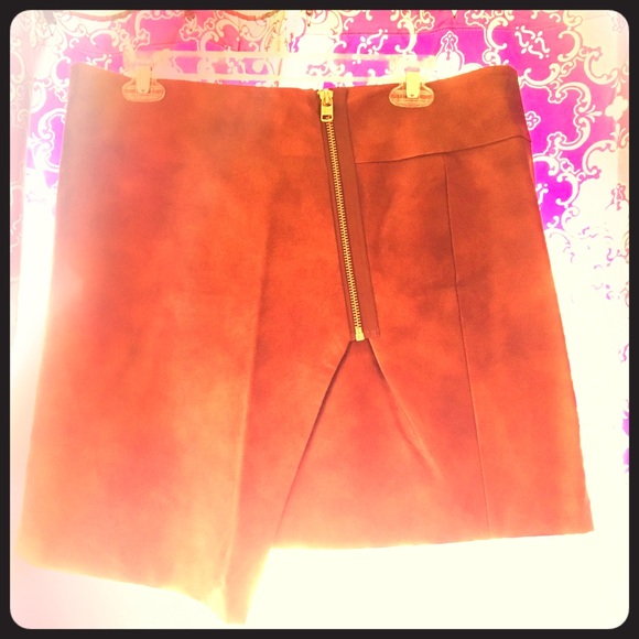 🌈 Sexy pleather mini skirt - Picture 2 of 8